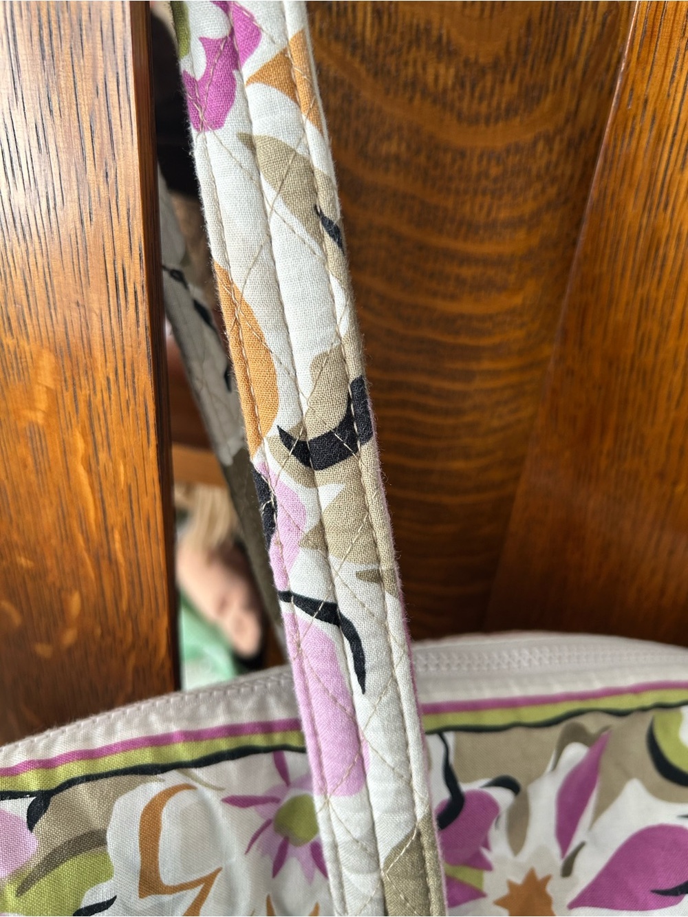Vera Bradley XL Quilted Cotton Shoulder Tote in Retired Portobello Road Pattern - Picture 8 of 16